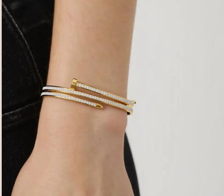 Nail Bangle