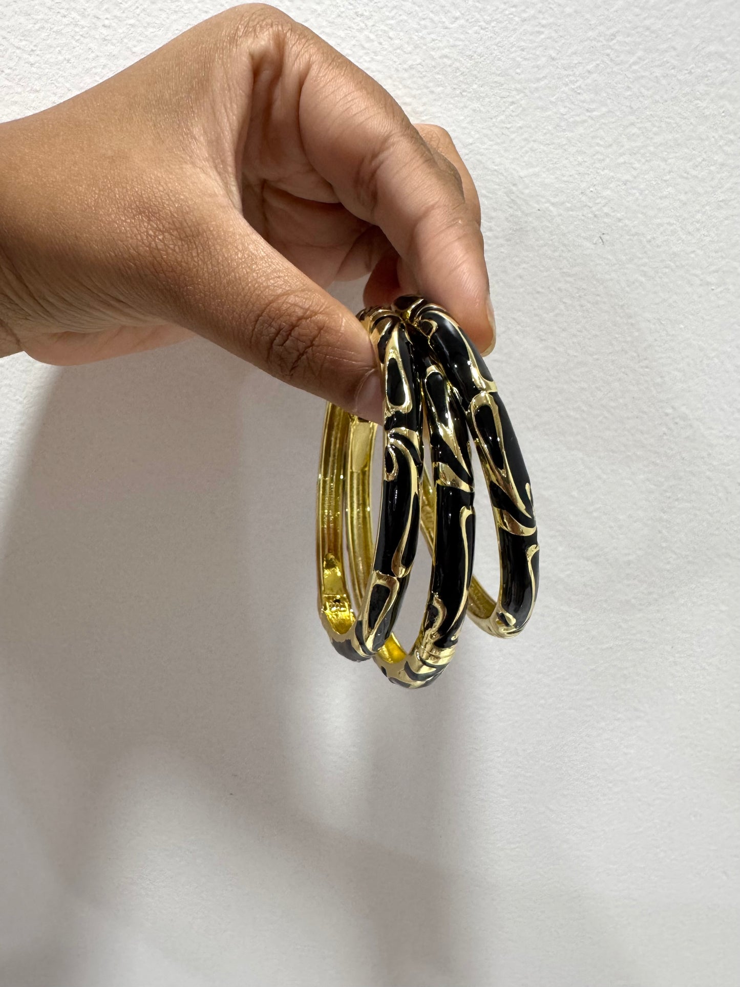 Black and White Italian Bangle