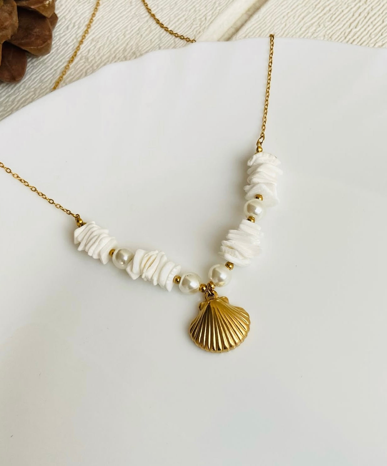 Summer Shell Pendent Beach Necklace - Main Image