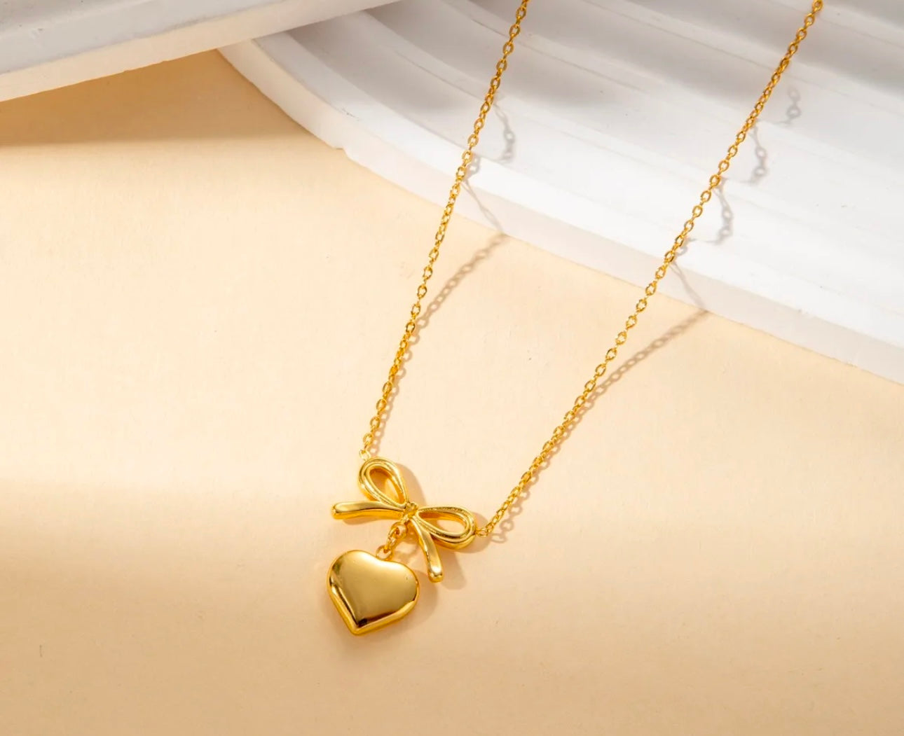 Trendy Heart Bow Necklace kohi shop