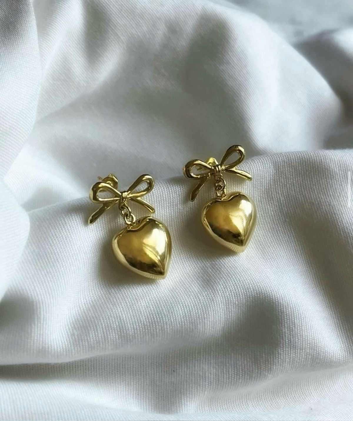 OMG HEART & BOW EARRING kohi