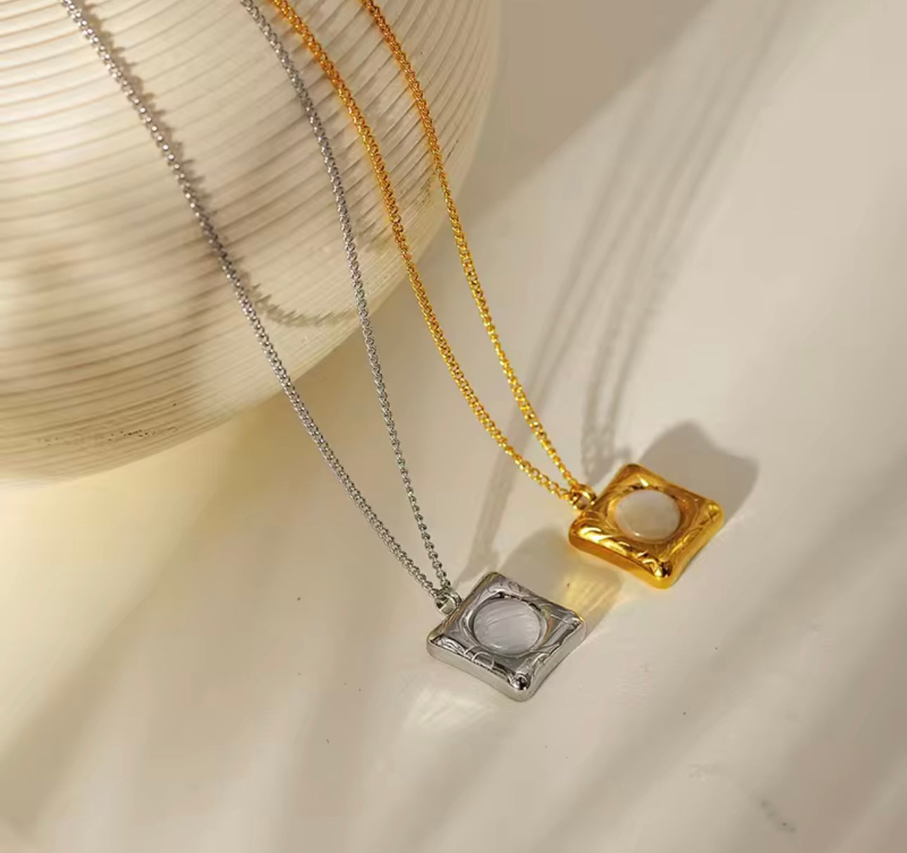 Simple Box Pendent kohi shop