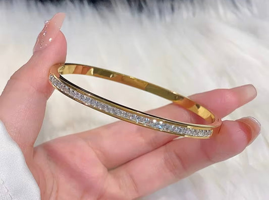 Golden Aura Zirconia Bracelet kohi shop