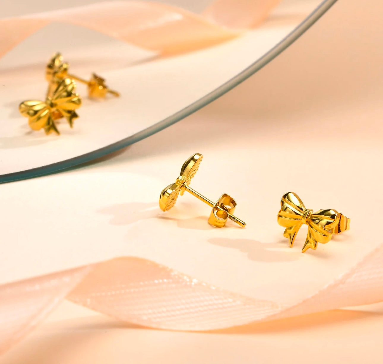 Cute Bow Studs kohi shop