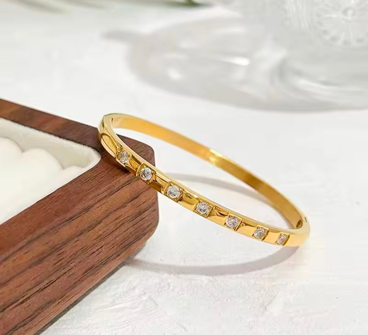 Simple Zirconia Diamond Bangle kohi shop