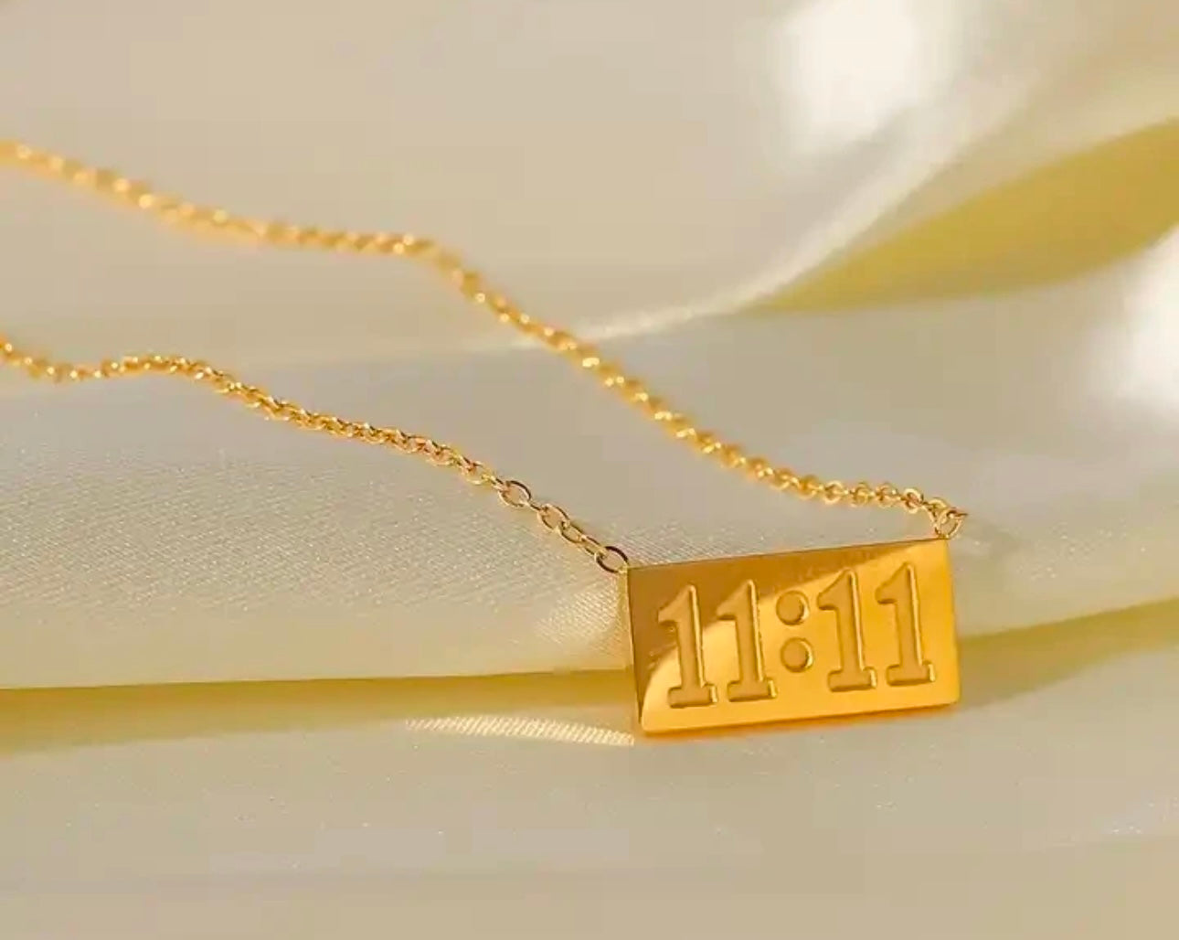 11:11Angle pendent kohi shop