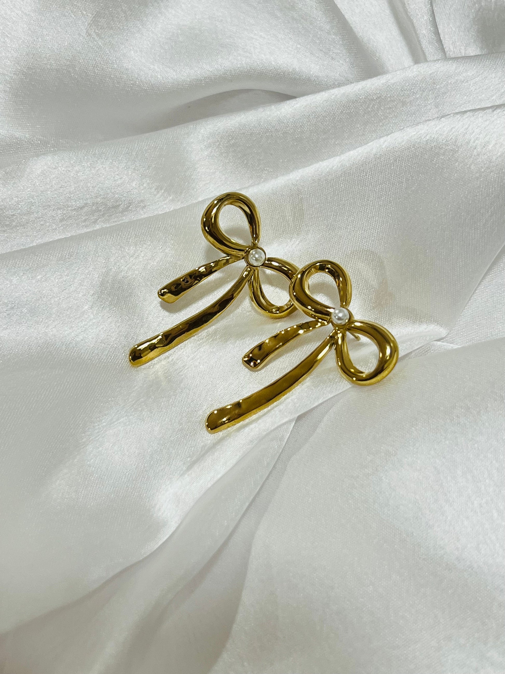 Trending Bow Earrings kohi