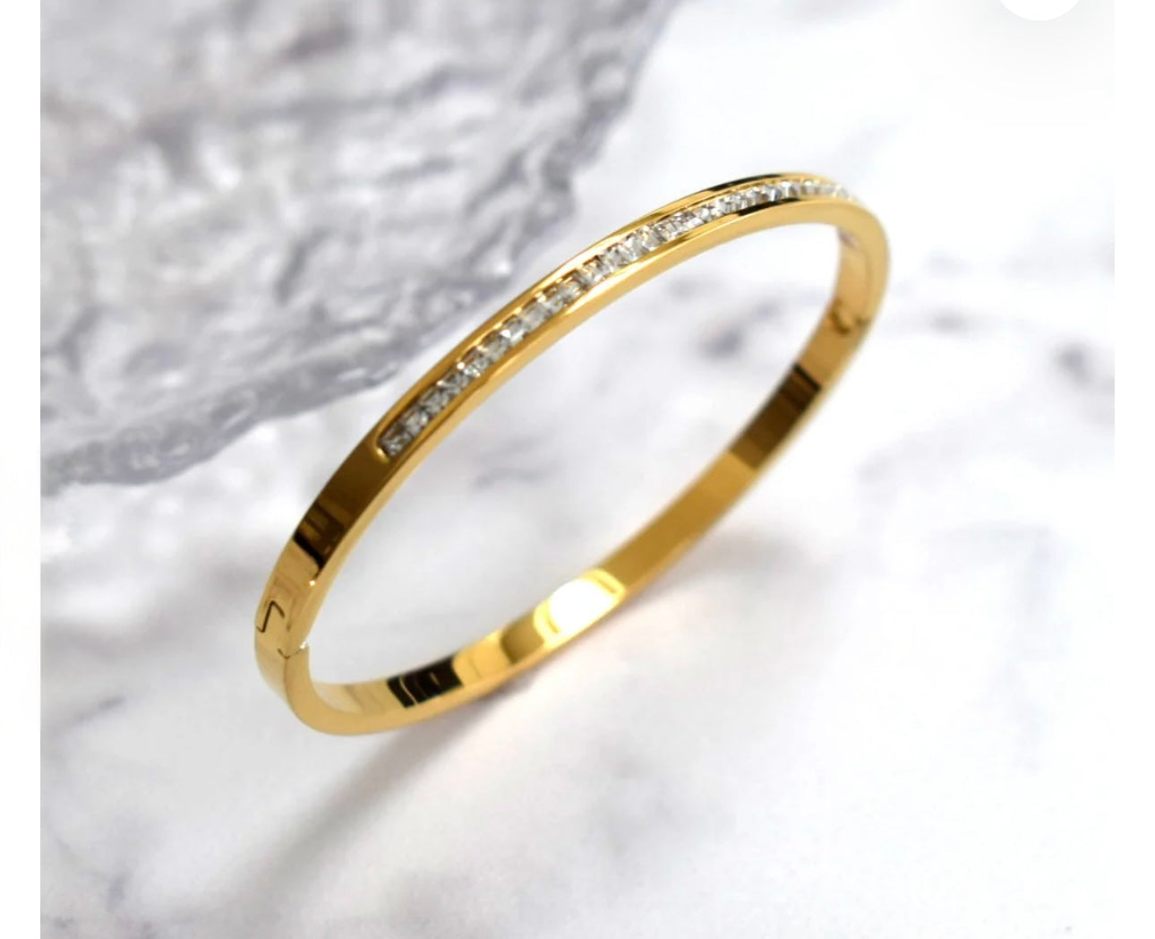 Radiant Zirconia Bangle Bracelet kohi shop