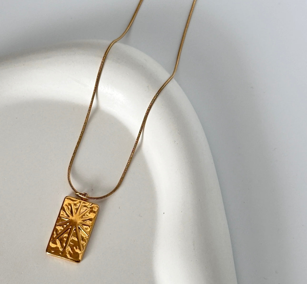 Vintage Star Necklace kohi