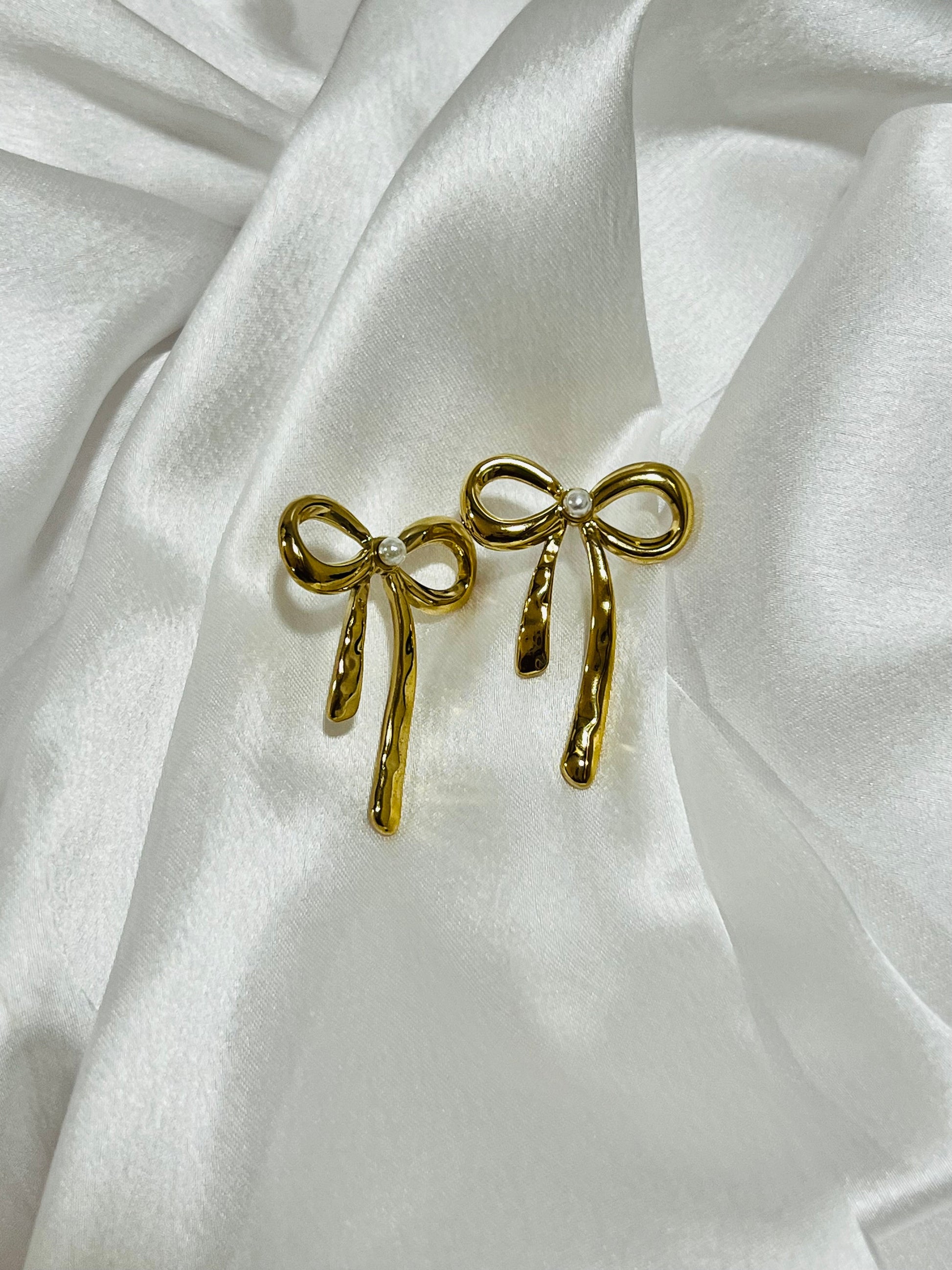 Trending Bow Earrings kohi