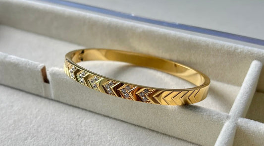 Pretty Lady Bracelets: Elegant and Fashionable Accessories kohi shop