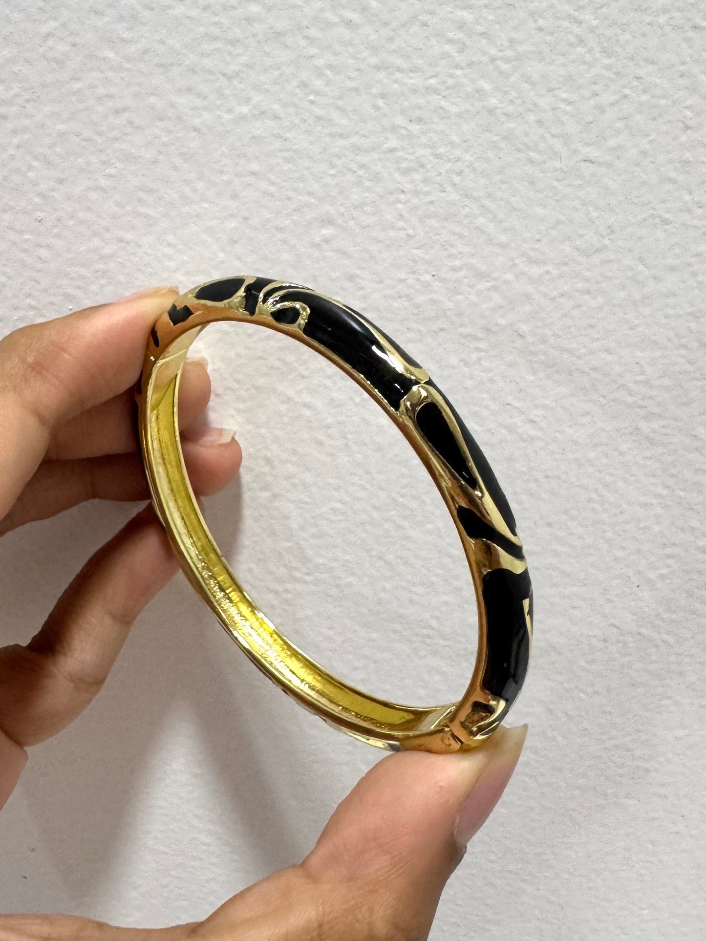 Black and White Italian Bangle