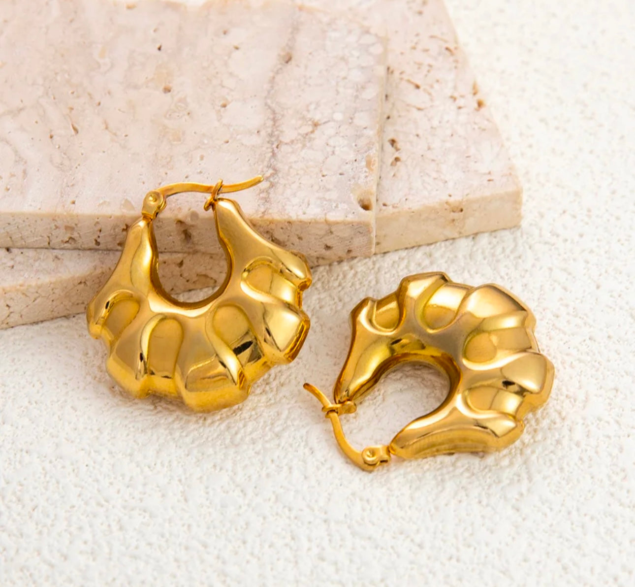 Trendy Croissant Hoop Earring kohi shop