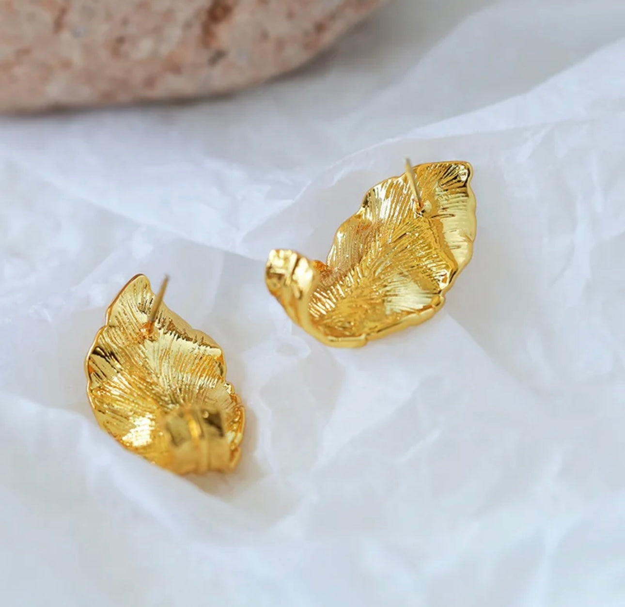 Leaf earring kohi shop