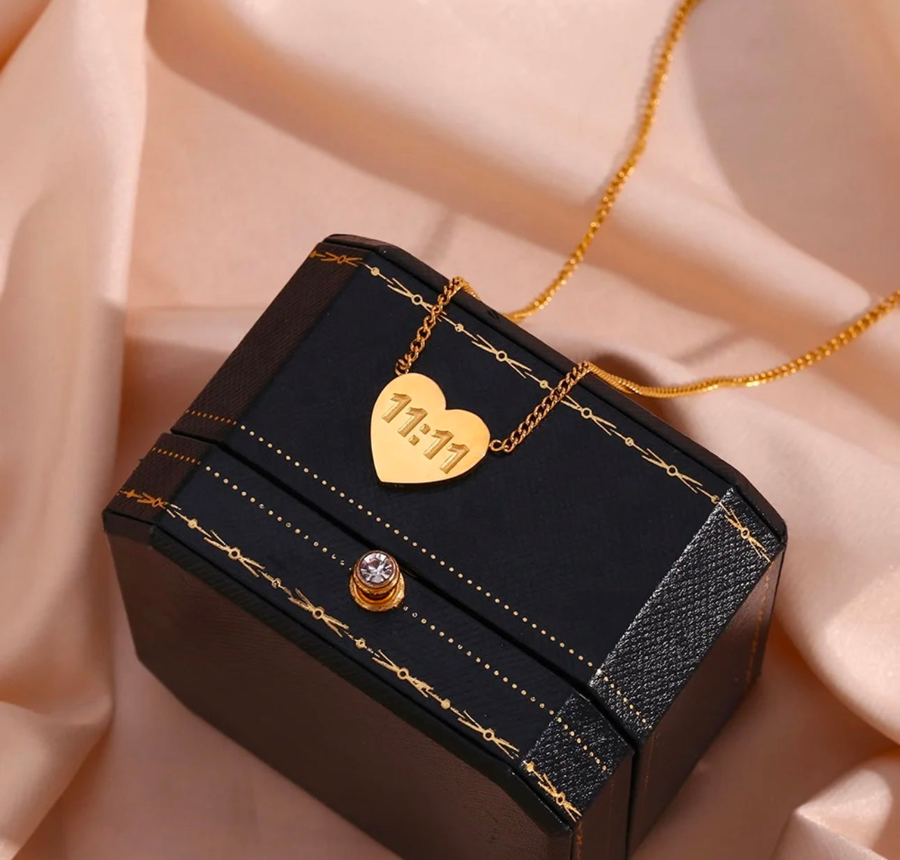 11:11 Angle Heart Pendent kohi shop