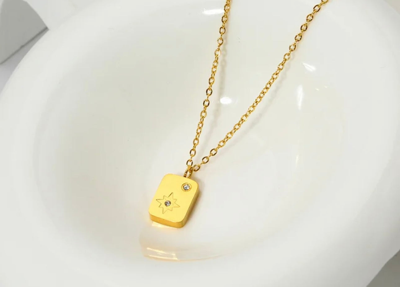Star Box Pendent Necklace kohi shop