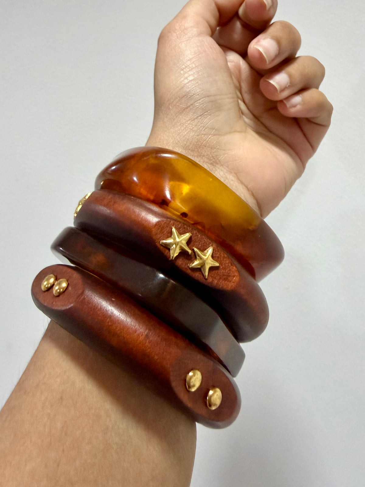 Wood resin bangle ( set of 4 )