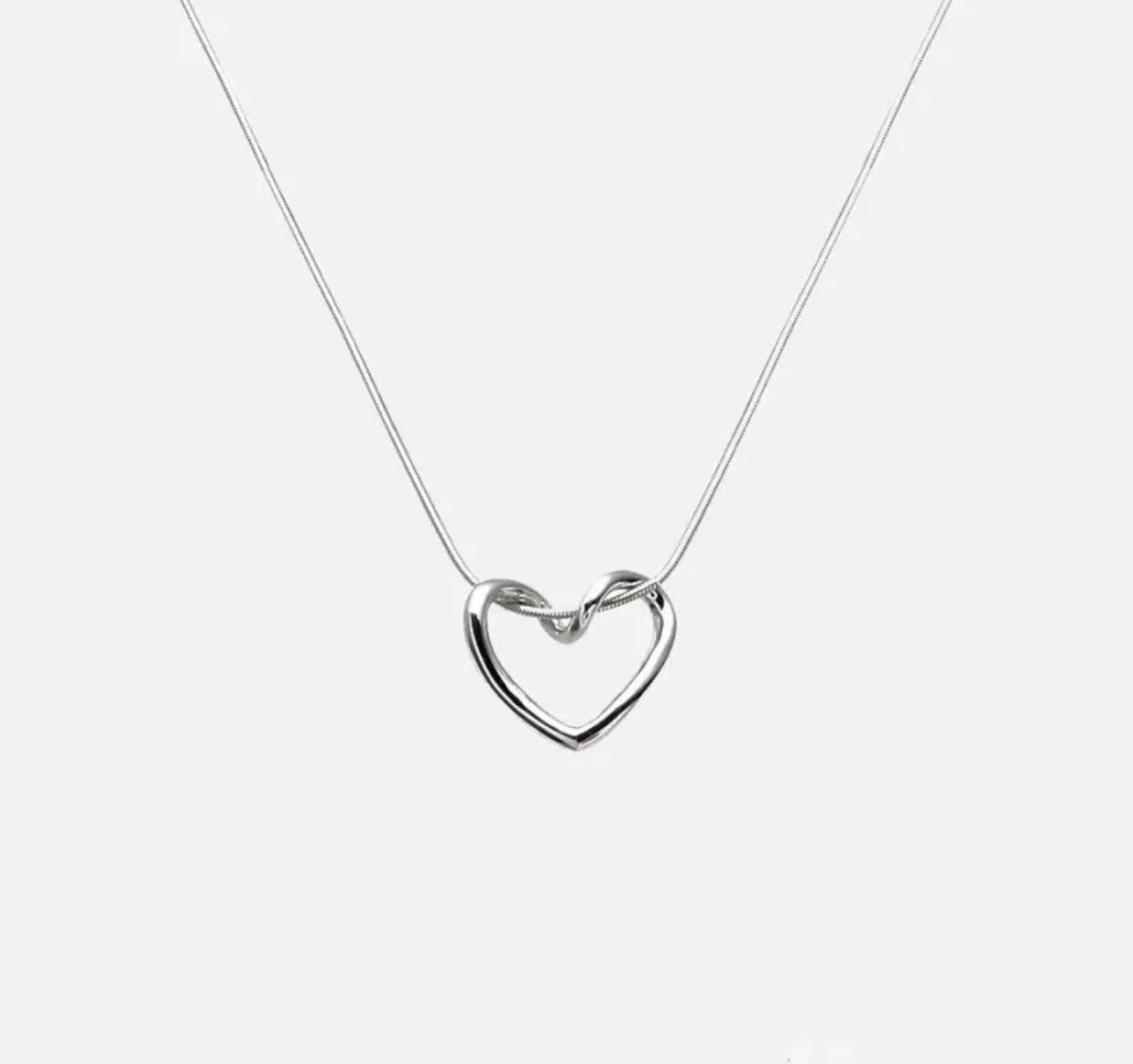 Silver Heart Necklace kohi shop