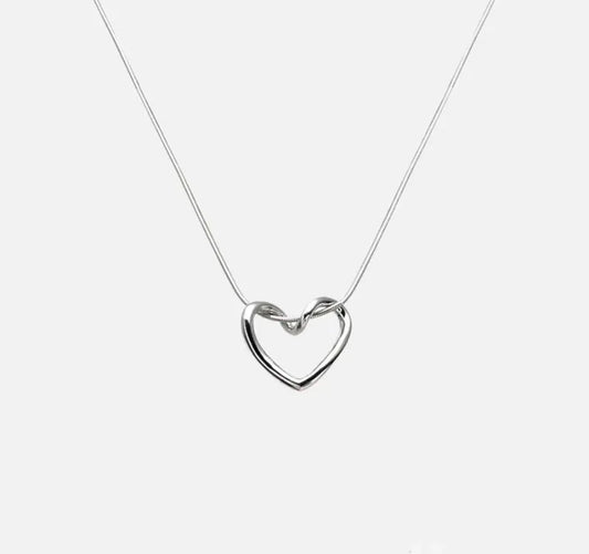 Silver Heart Necklace kohi shop
