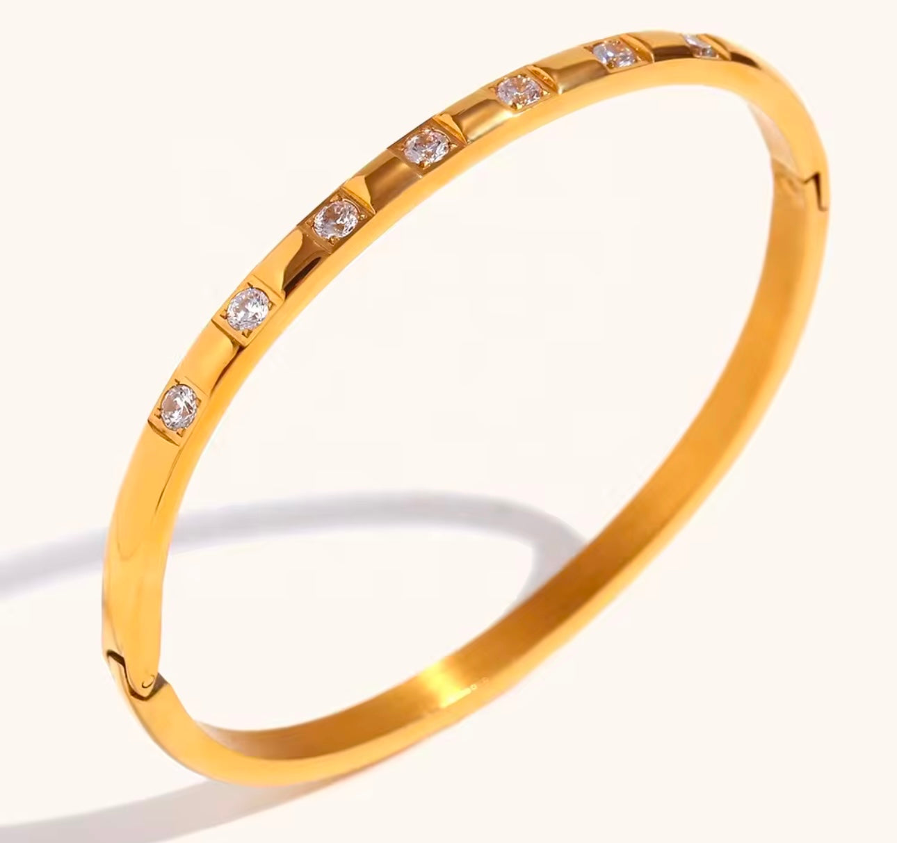 Simple Zirconia Diamond Bangle kohi shop