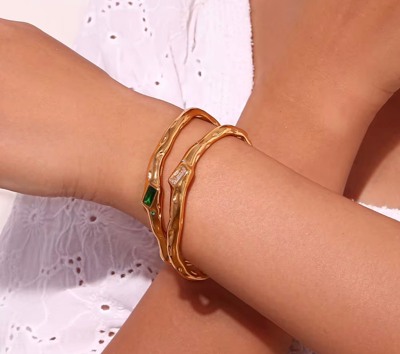 Trendy Vintage Zirconia Bangle Bracelet kohi shop