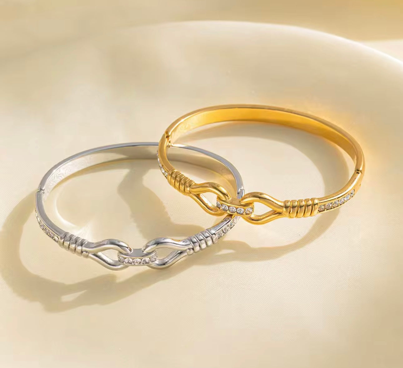 Shackle cuff Bangle Bracelet kohi shop