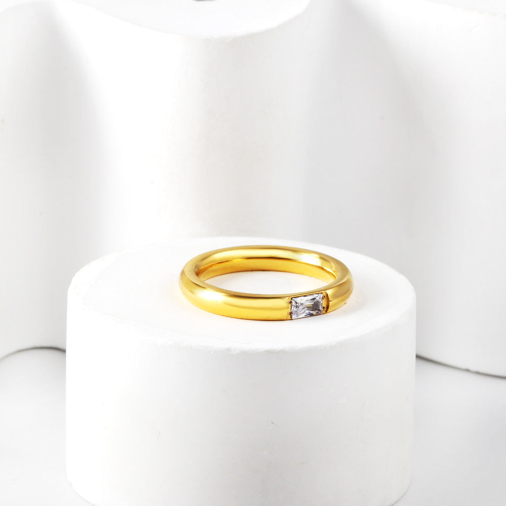 Lumina Loop Ring