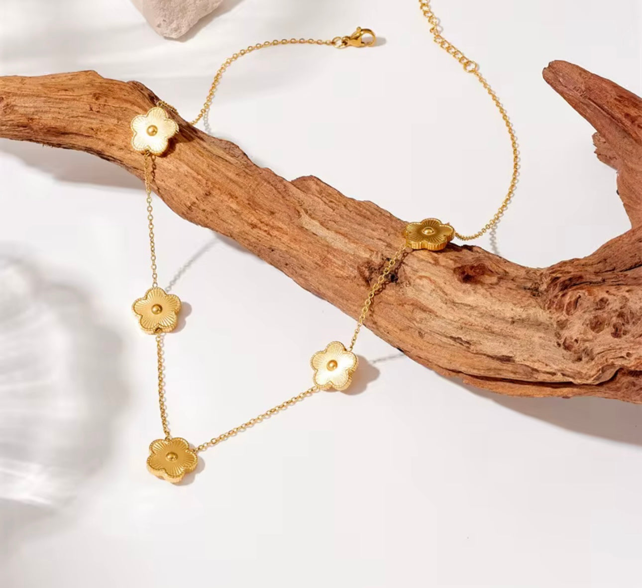 Gold Clover Set- Gold Plated Necklace &Earrings Combo kohi shop