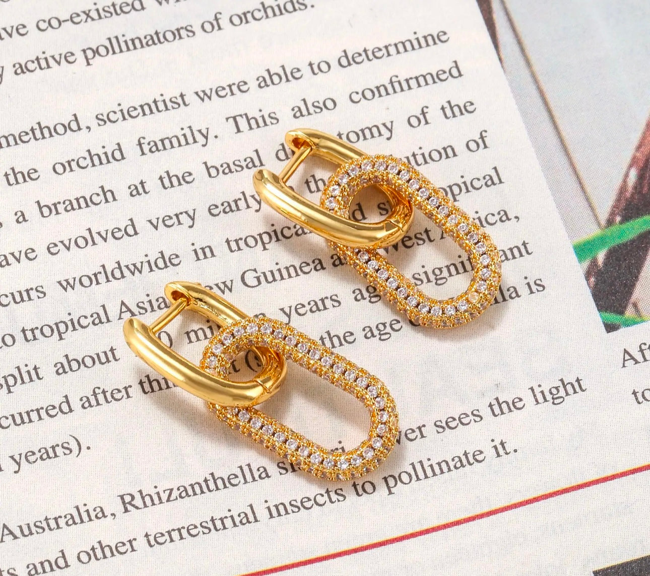 Statement Long Hoops with Stones kohi shop