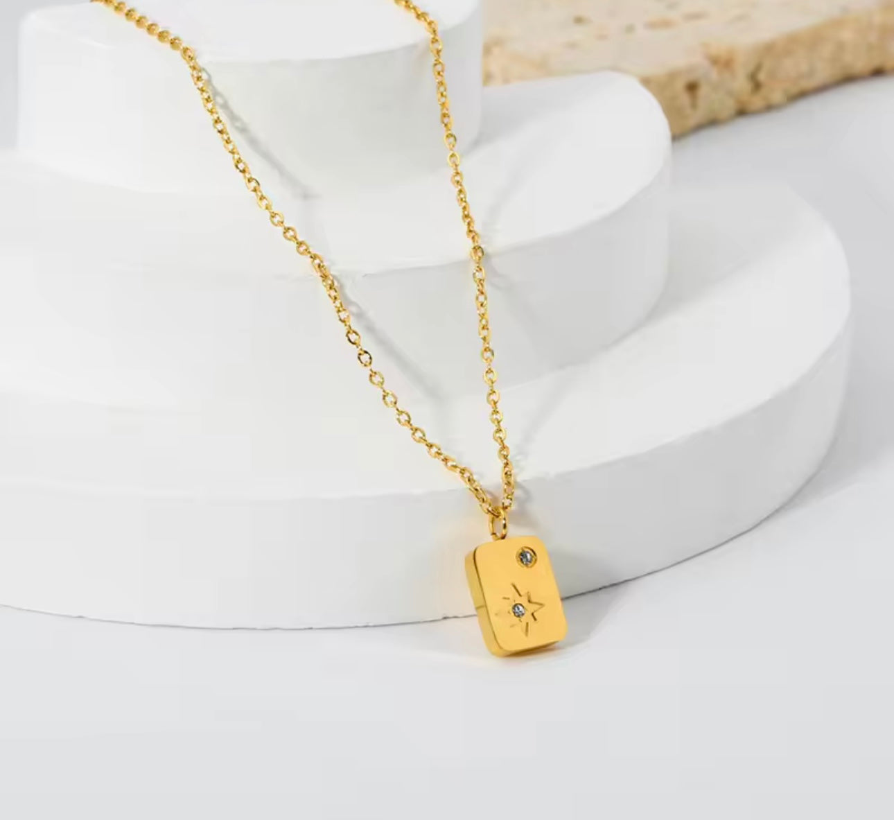 Star pendent kohi shop