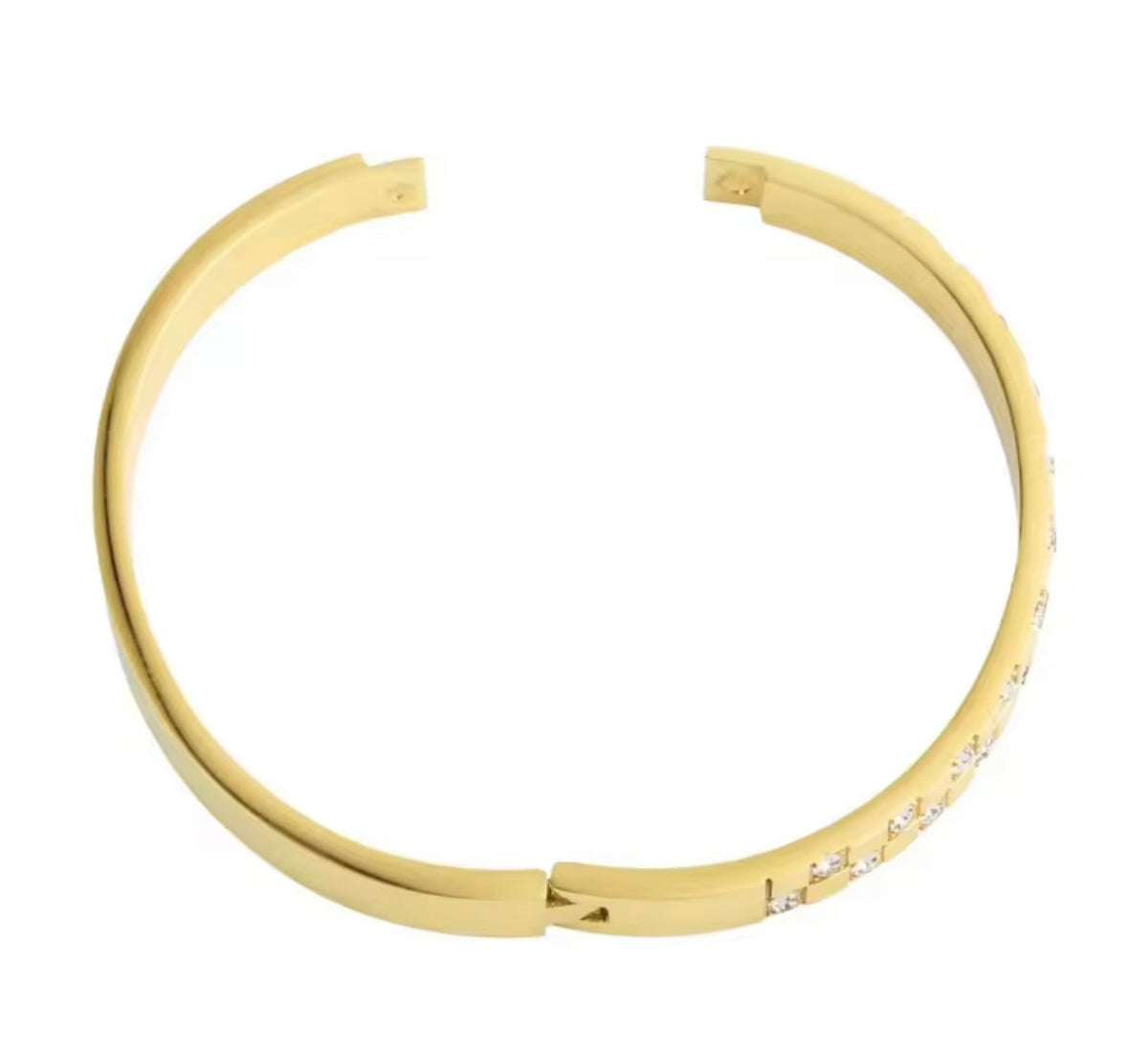 Classic Cross Pattern Zirconia Bangle kohi shop