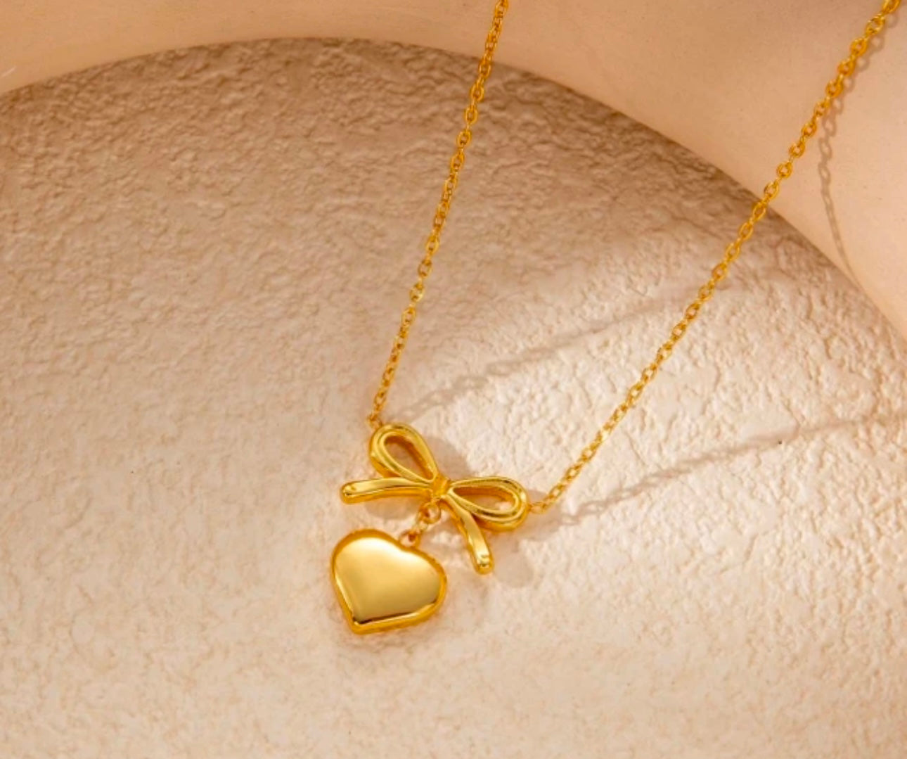 Trendy Heart Bow Necklace kohi shop
