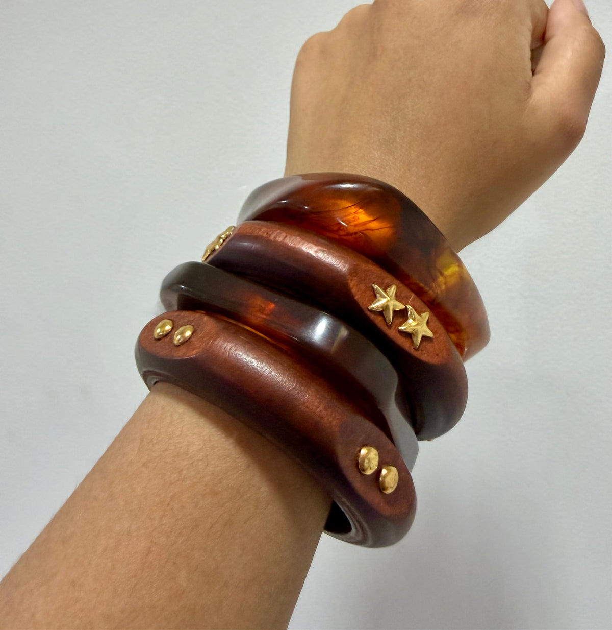 Wood resin bangle ( set of 4 )