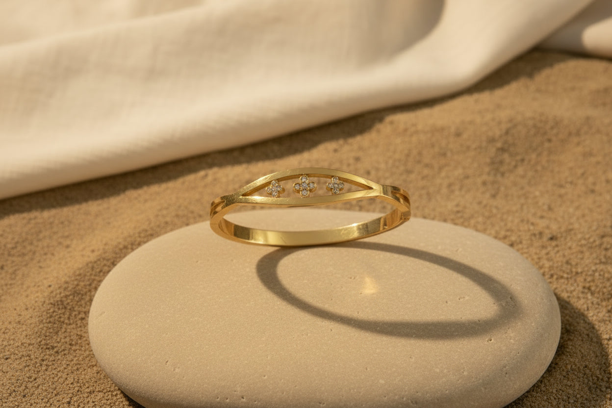 Flower bangle