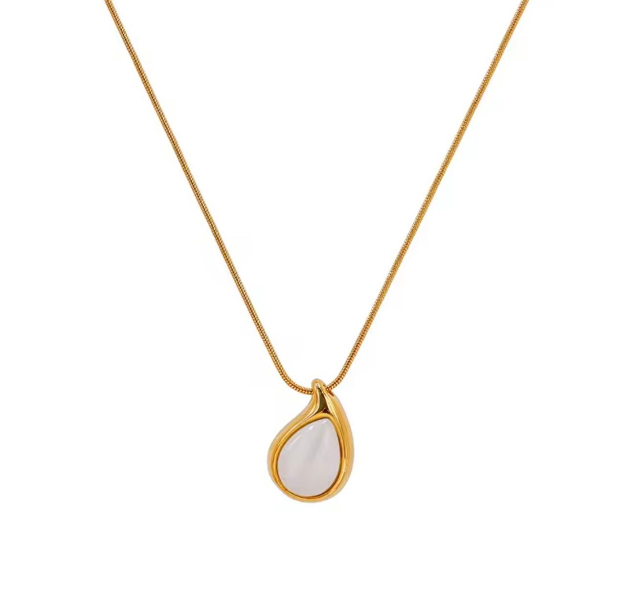 Water Pearl pendent kohi shop
