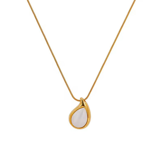 Water Pearl pendent kohi shop