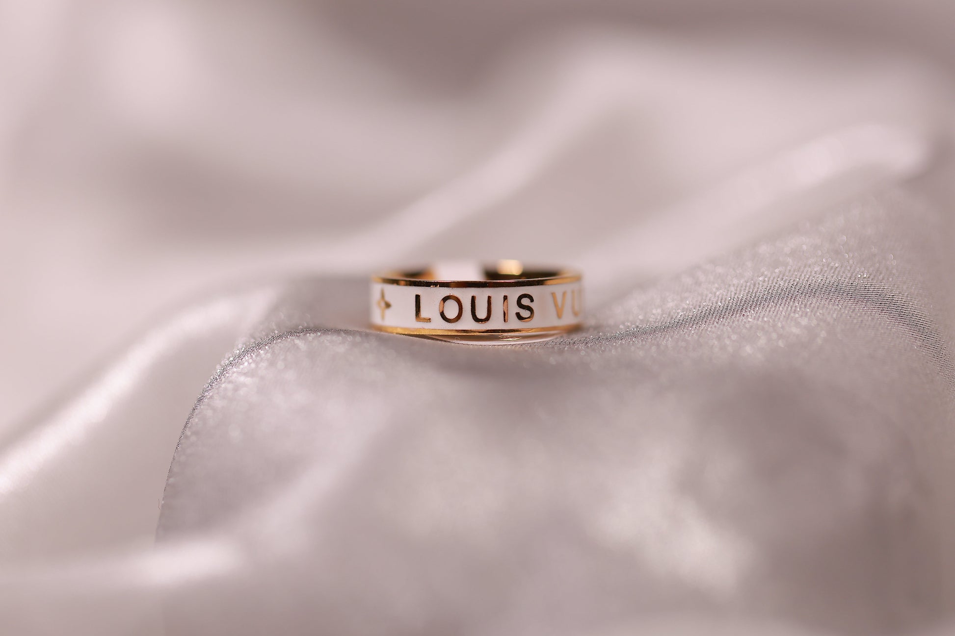 White Gold Ring kohi