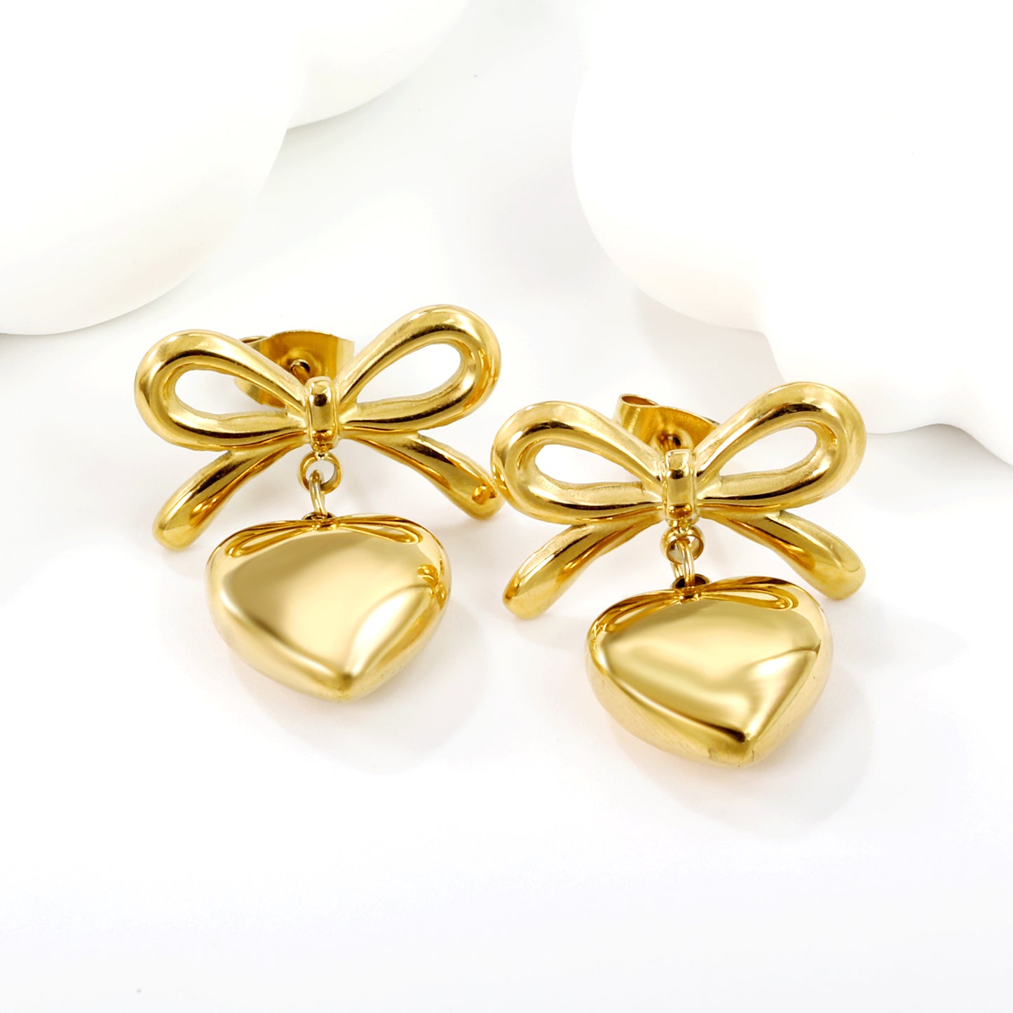 Bow earring