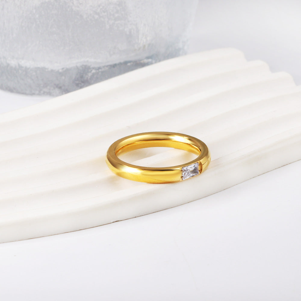 Lumina Loop Ring