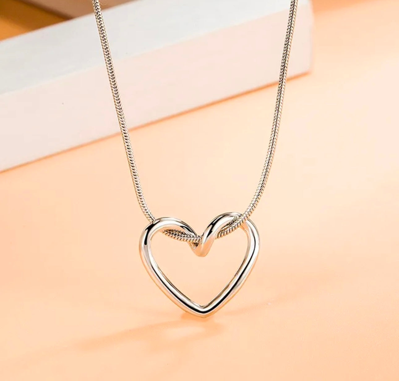 Silver Heart Necklace kohi shop