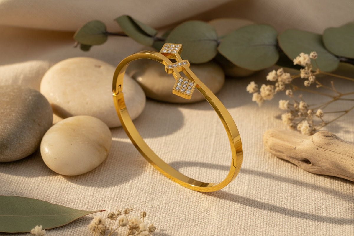 Seraphina Shine Bangle