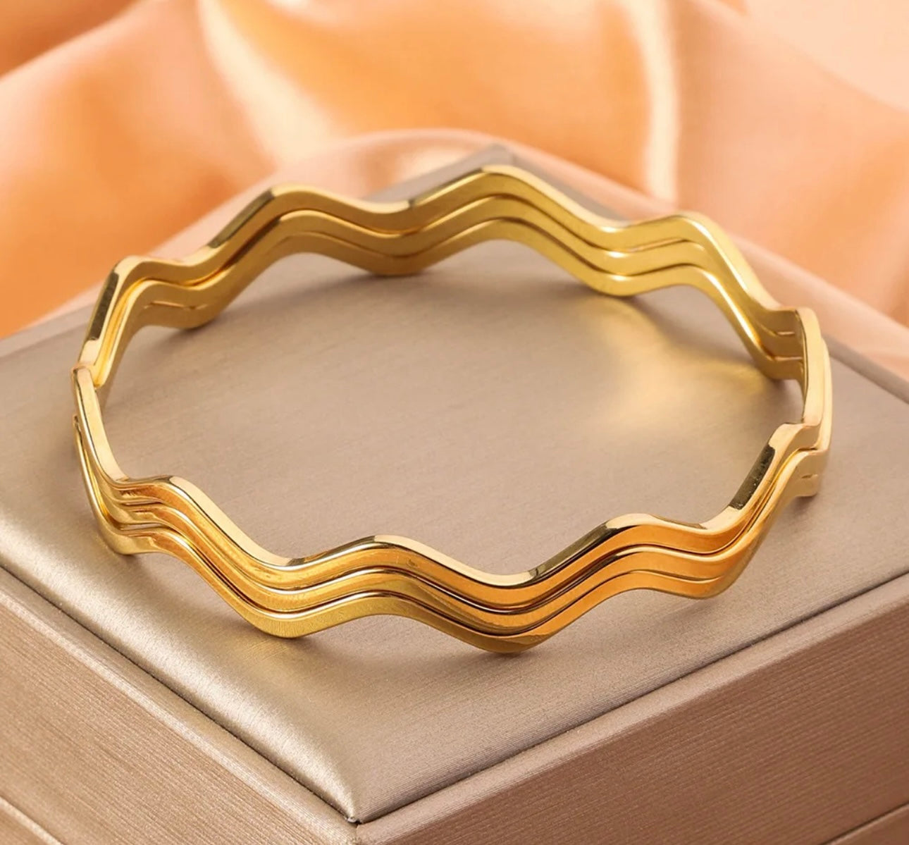 Wave 3 set Bangle