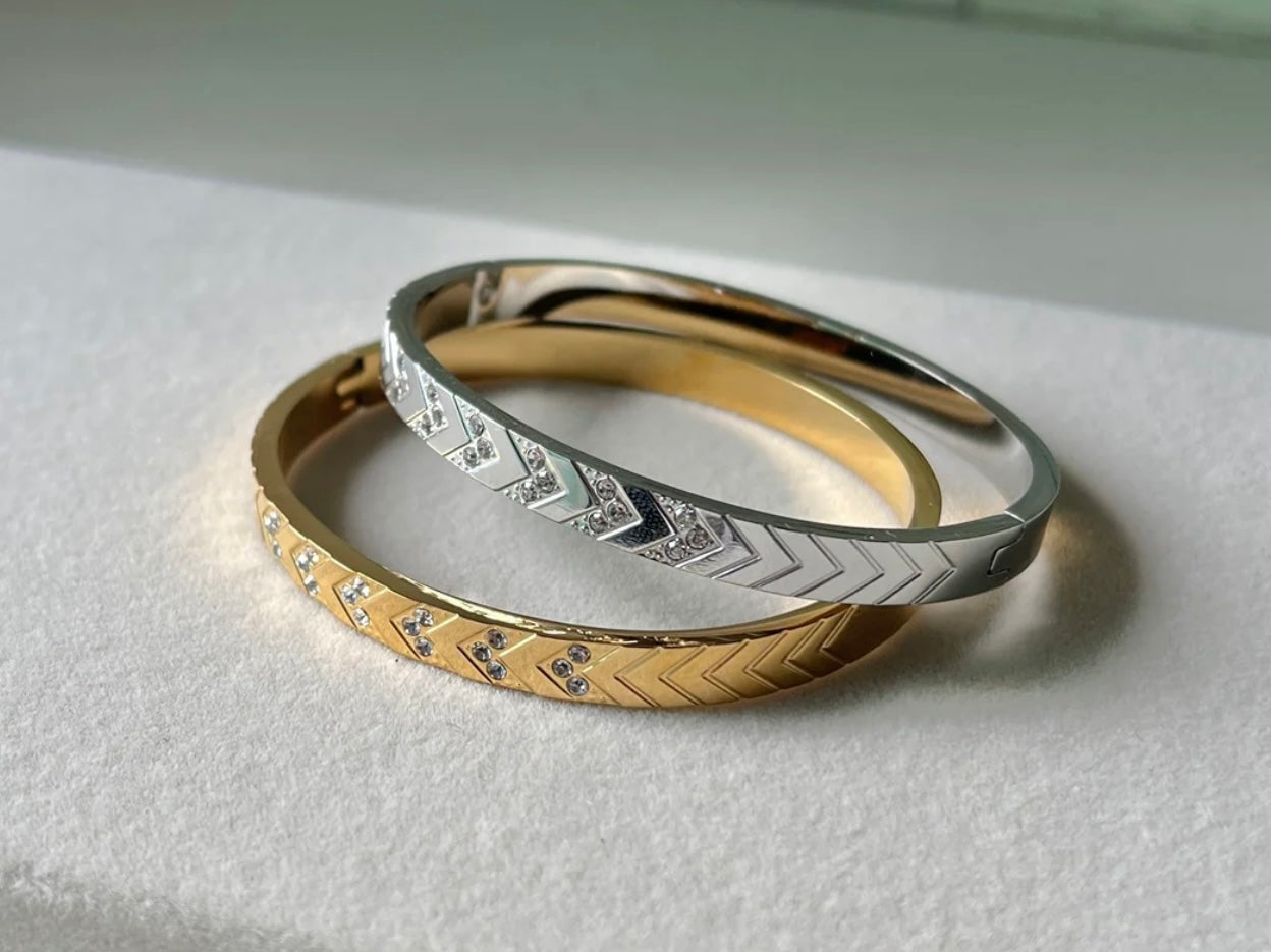 Pretty Lady Bracelets: Elegant and Fashionable Accessories kohi shop