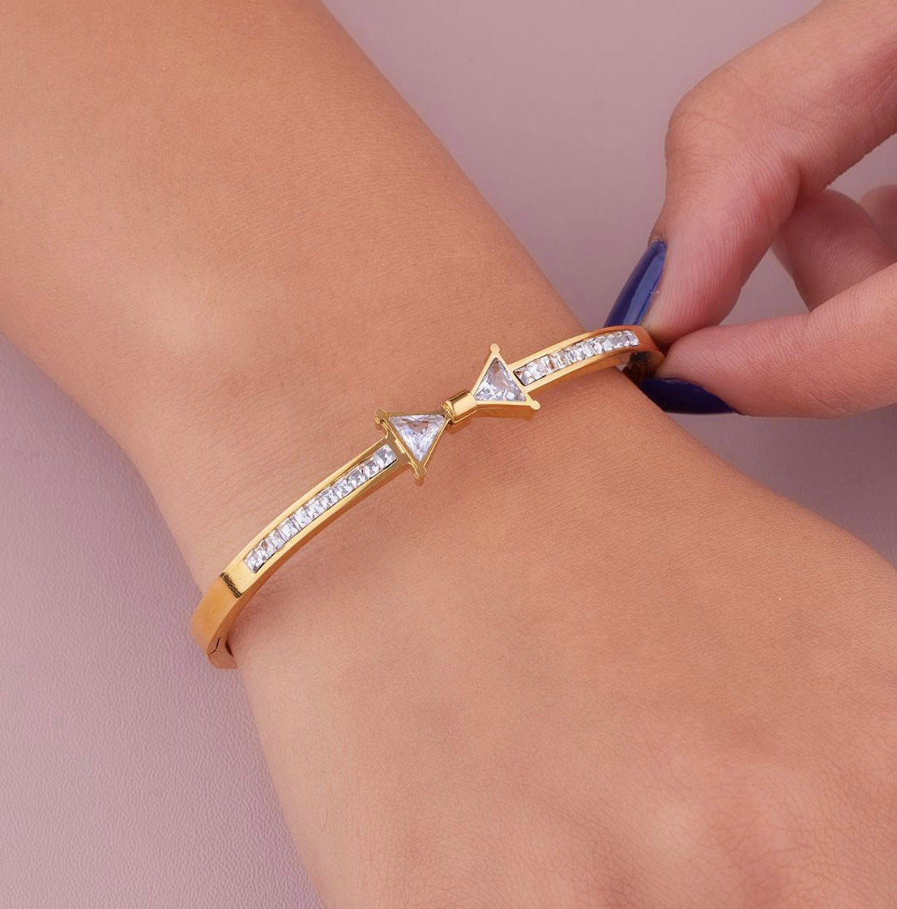 Classy Bow Bangle Bracelet kohi shop