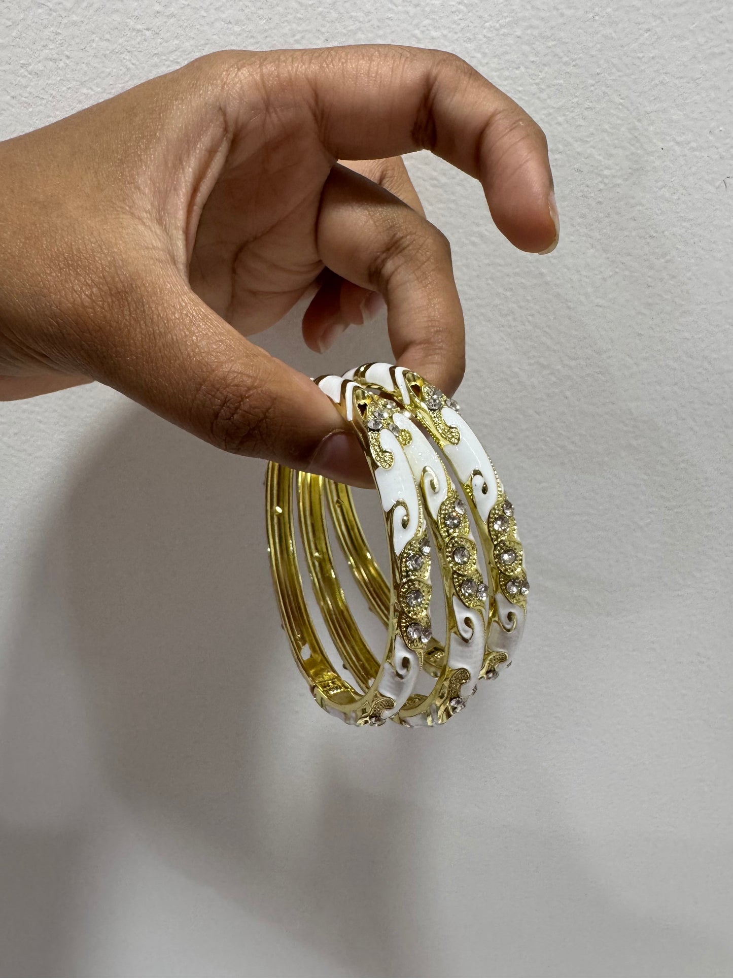 Classy white Zirconia Italian Bangle