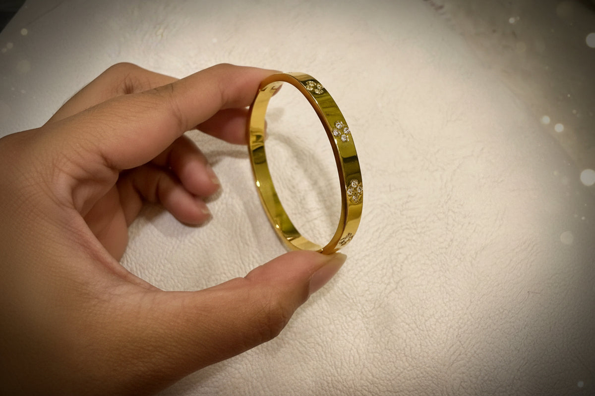 Flower Bangle Bracelet