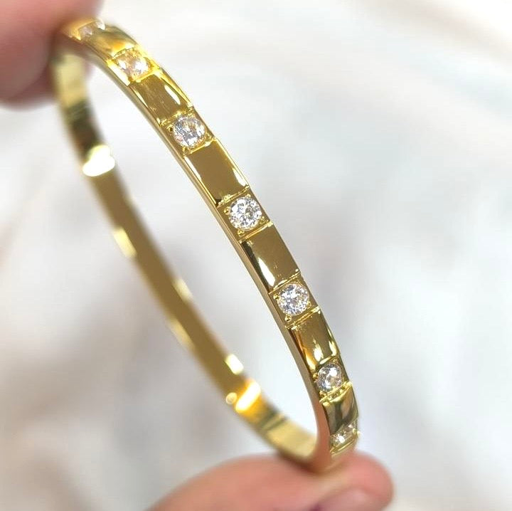 Simple Zirconia Diamond Bangle kohi shop