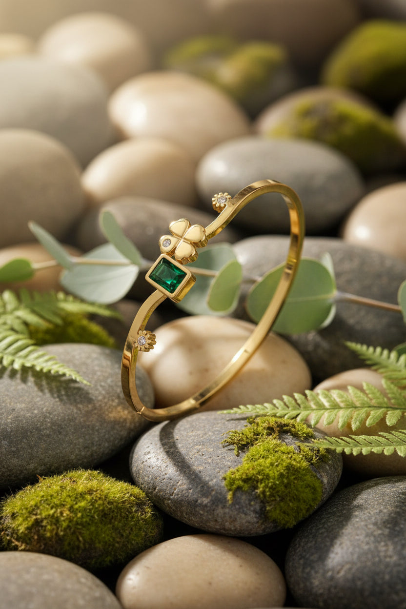 Flower bangle