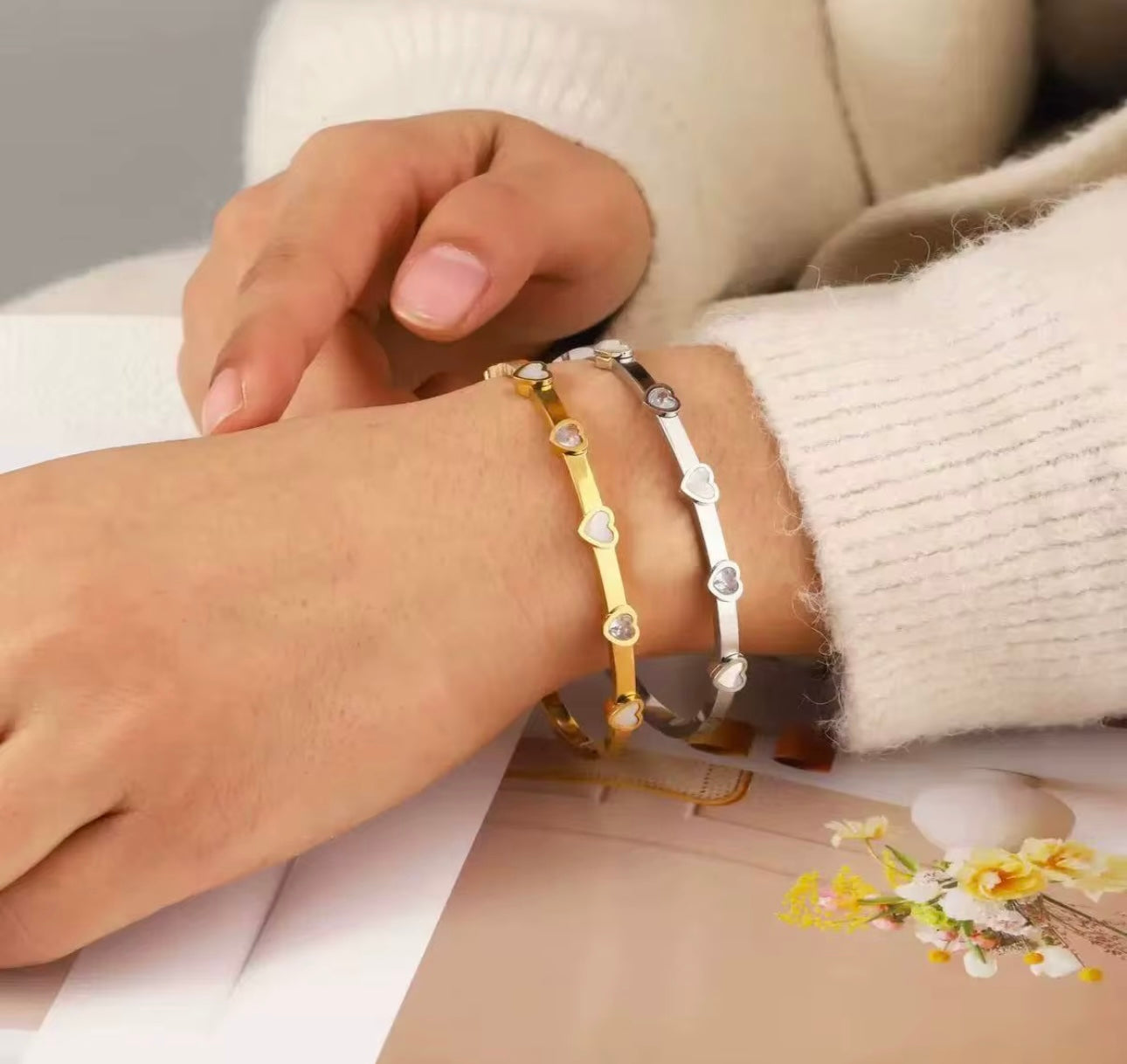 Gold Heart Bracelet kohi shop