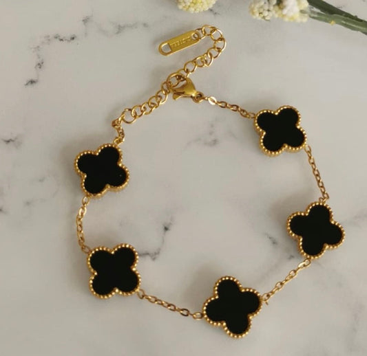 Black Clover Bracelet kohi